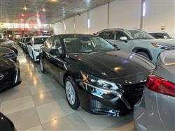 نیسان ئەلتیما